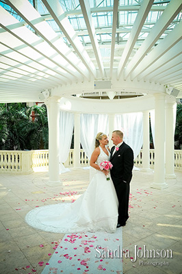 Best Gaylord Palms Resort Wedding photographer - Sandra Johnson (SJFoto.com)